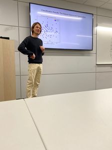 Prof. Dr. Julian Schröter